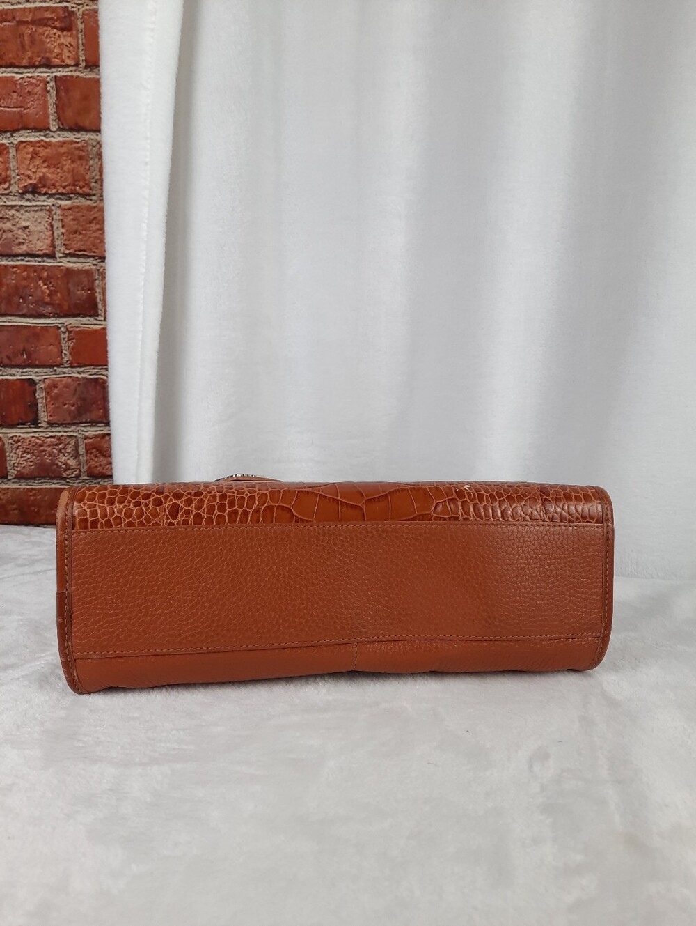 Brighton Leather Croc-Embossed Heart Charm Shoulder Bag - Picture 6 of 13